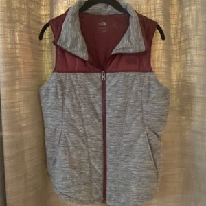 North face Burgundy & Gray Vest - Size M